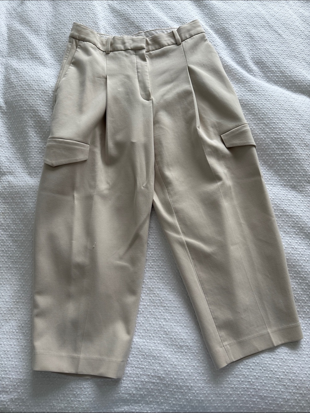 Babaton Beige Cargo Capri Pants